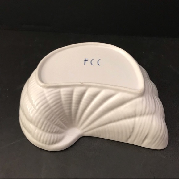 White FCC Finn Cavling Clausen shell bowl - Picture 10 of 11
